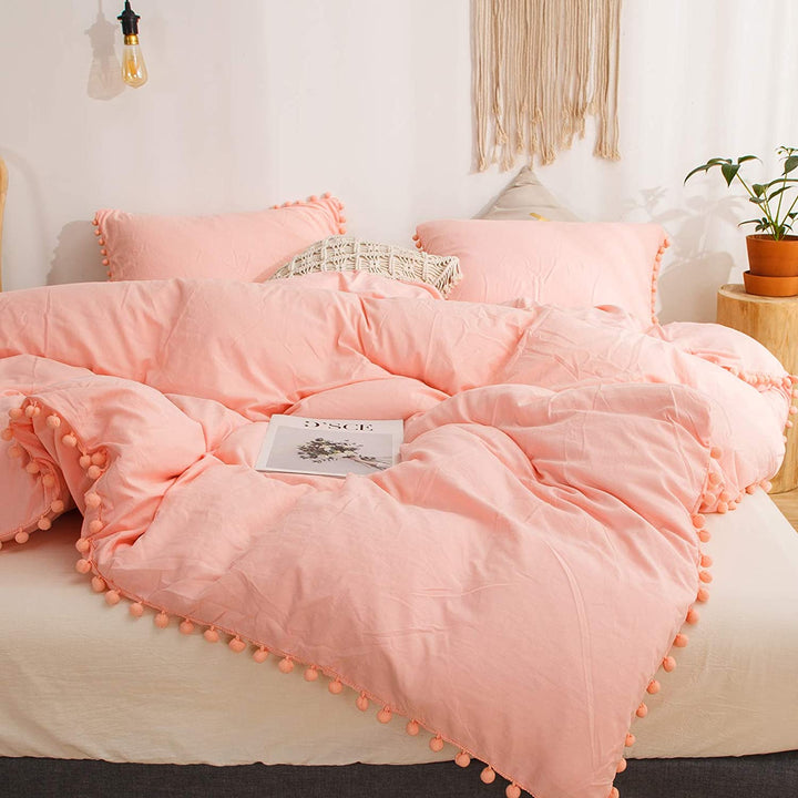 Pink PomPom Bedding Set